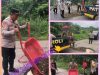 Antisifasi Lakalantas, Kapolsek BTS Ulu Polres Musi Rawas Bersama Personel Respon Cepat (Quick Response), Timbun Jalan Berlubang